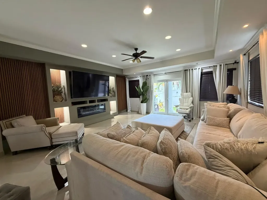 Westwinds New Providence Paradise Island BS