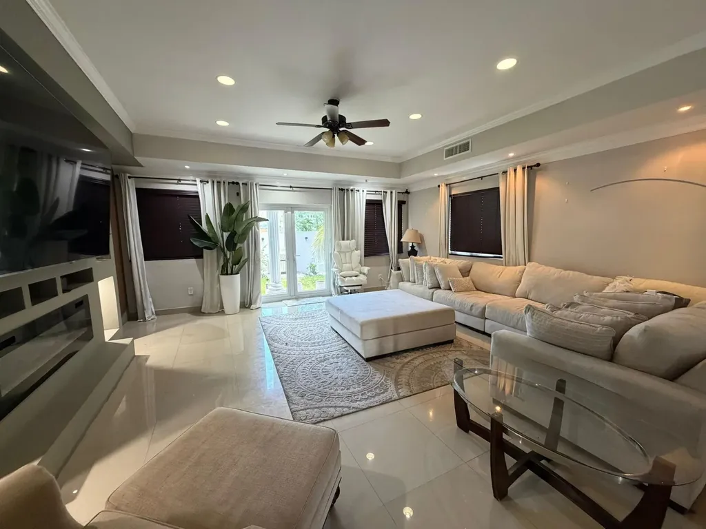 Westwinds New Providence Paradise Island BS