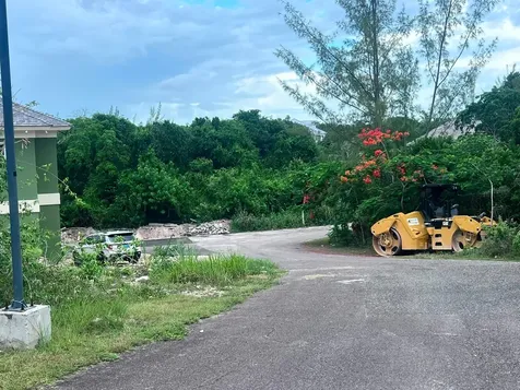 Lyford Hills 8lot 98 New Providence Paradise Island BS