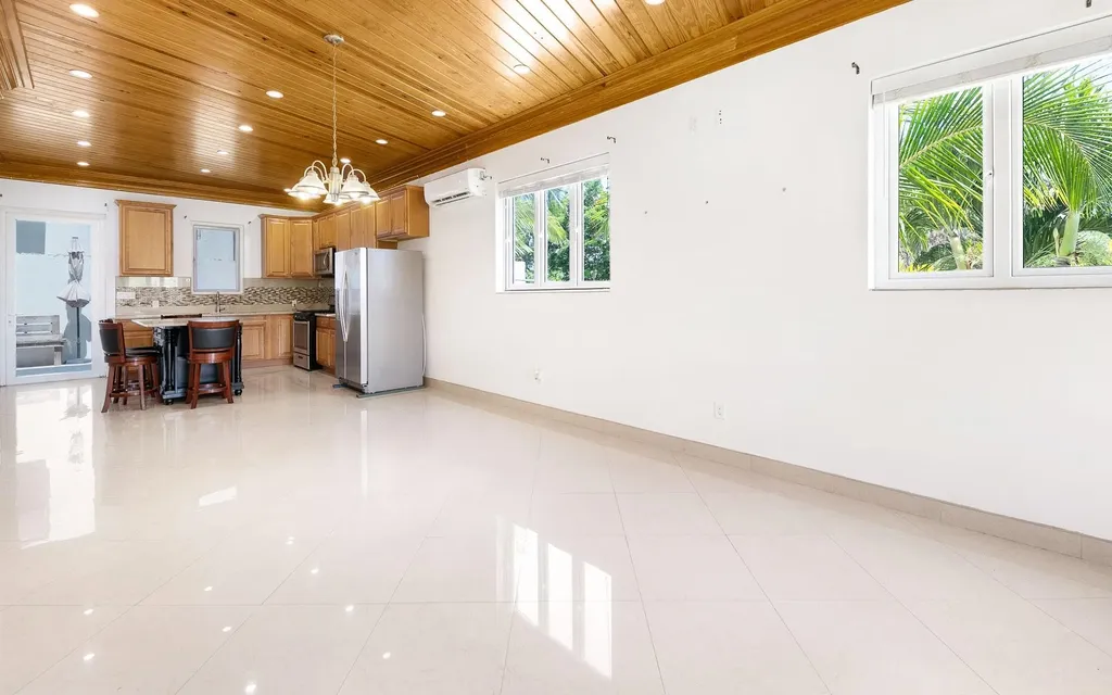 West Winds Kingfish Road New Providence Paradise Island BS