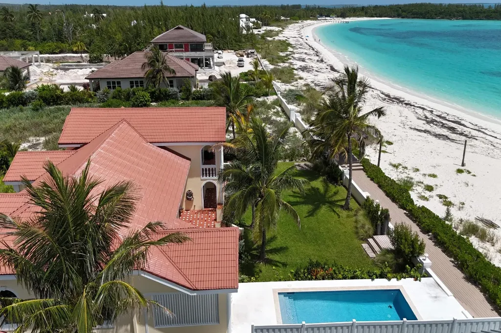 Jeuarlet, Ocean Boulevard Abaco BS