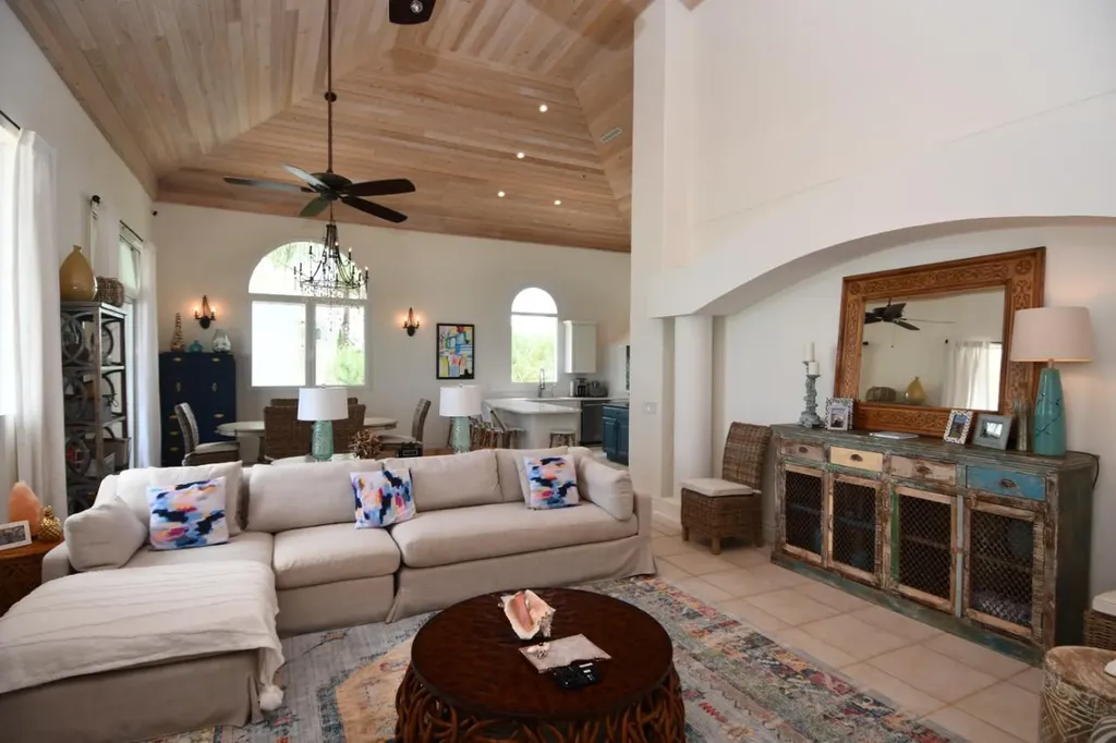 Jeuarlet, Ocean Boulevard Abaco BS