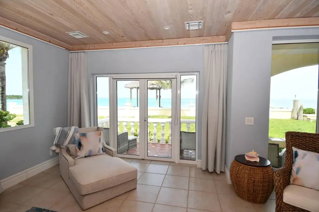 Jeuarlet, Ocean Boulevard Abaco BS