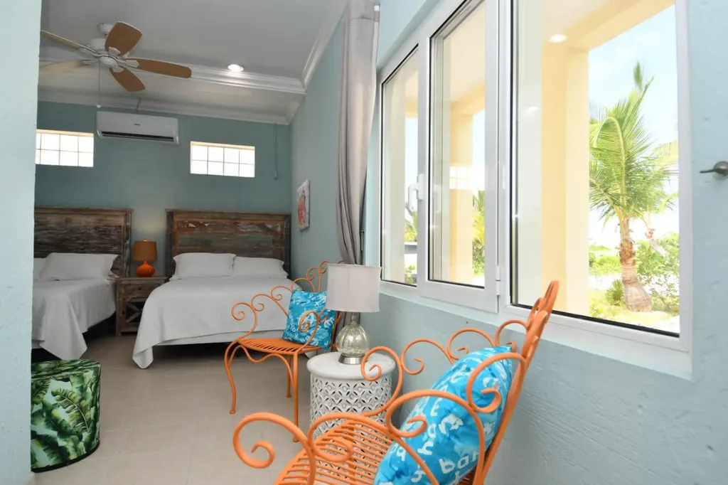 Jeuarlet, Ocean Boulevard Abaco BS