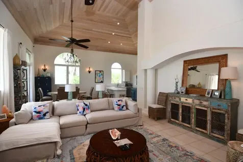 Jeuarlet, Ocean Boulevard Abaco BS
