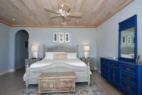 Jeuarlet, Ocean Boulevard Abaco BS