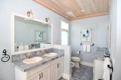 Jeuarlet, Ocean Boulevard Abaco BS