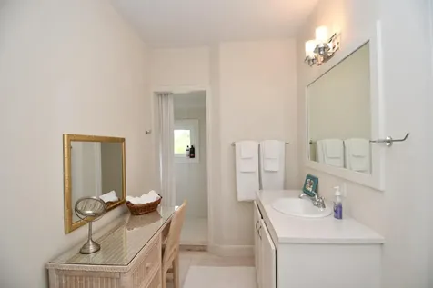 Jeuarlet, Ocean Boulevard Abaco BS