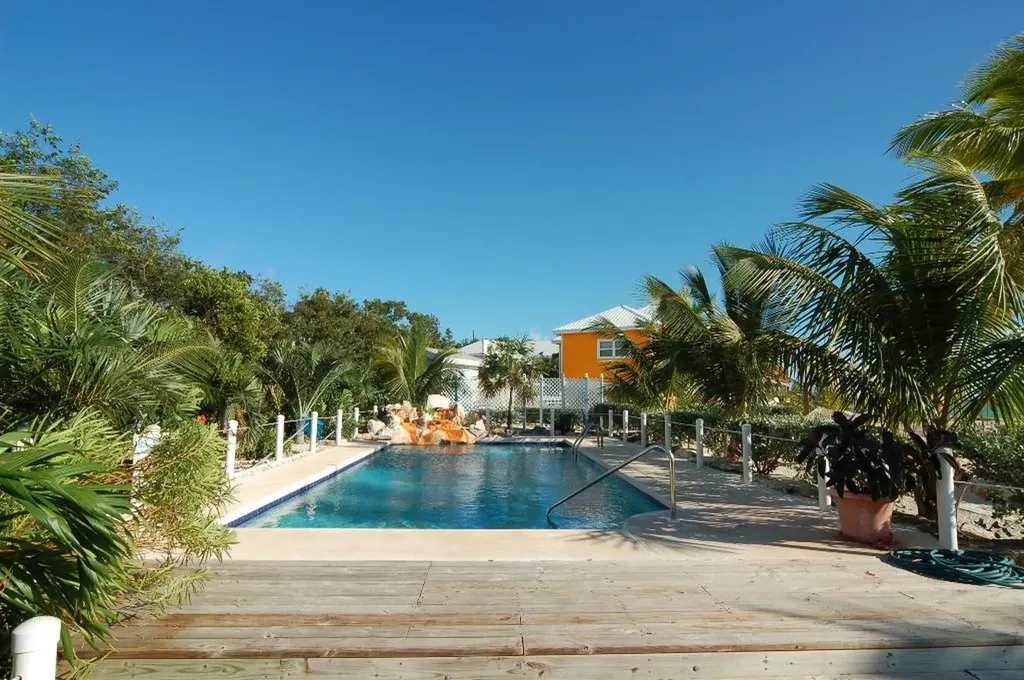 The Cays, Exuma Exuma BS