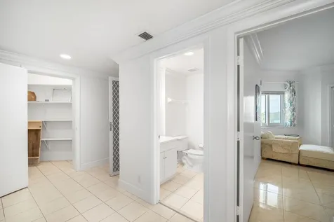 Bahama Reef Condominium Grand Bahama Freeport BS