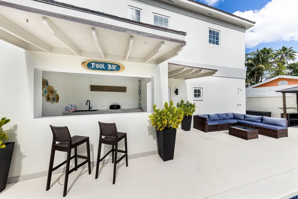Bayshore 1 & 3, The Grove 1 & 3 New Providence Paradise Island BS