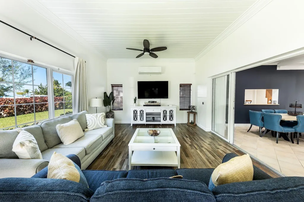 Bayshore 1 & 3, The Grove 1 & 3 New Providence Paradise Island BS