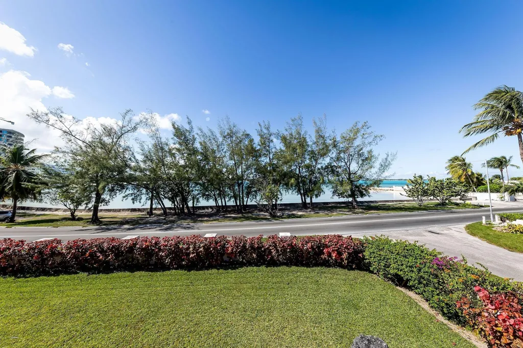 Bayshore 1 & 3, The Grove 1 & 3 New Providence Paradise Island BS