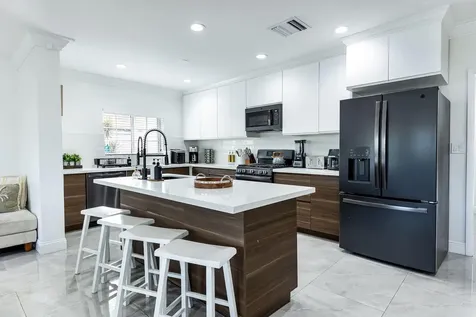 Bayshore 1 & 3, The Grove 1 & 3 New Providence Paradise Island BS