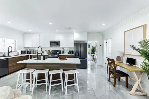 Bayshore 1 & 3, The Grove 1 & 3 New Providence Paradise Island BS