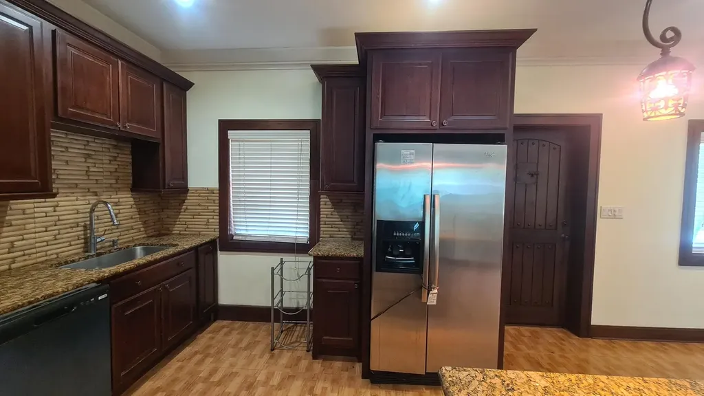Atlantic Drive & Albury L 1 New Providence Paradise Island BS