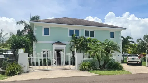 Atlantic Drive & Albury L 1 New Providence Paradise Island BS