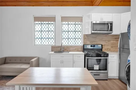 Cherrywood Ave, Grovewest New Providence Paradise Island BS