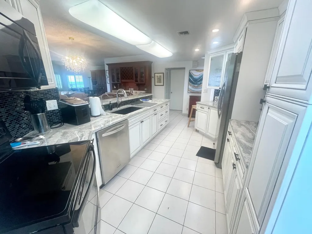 Bahama Reef Condominium Grand Bahama Freeport BS
