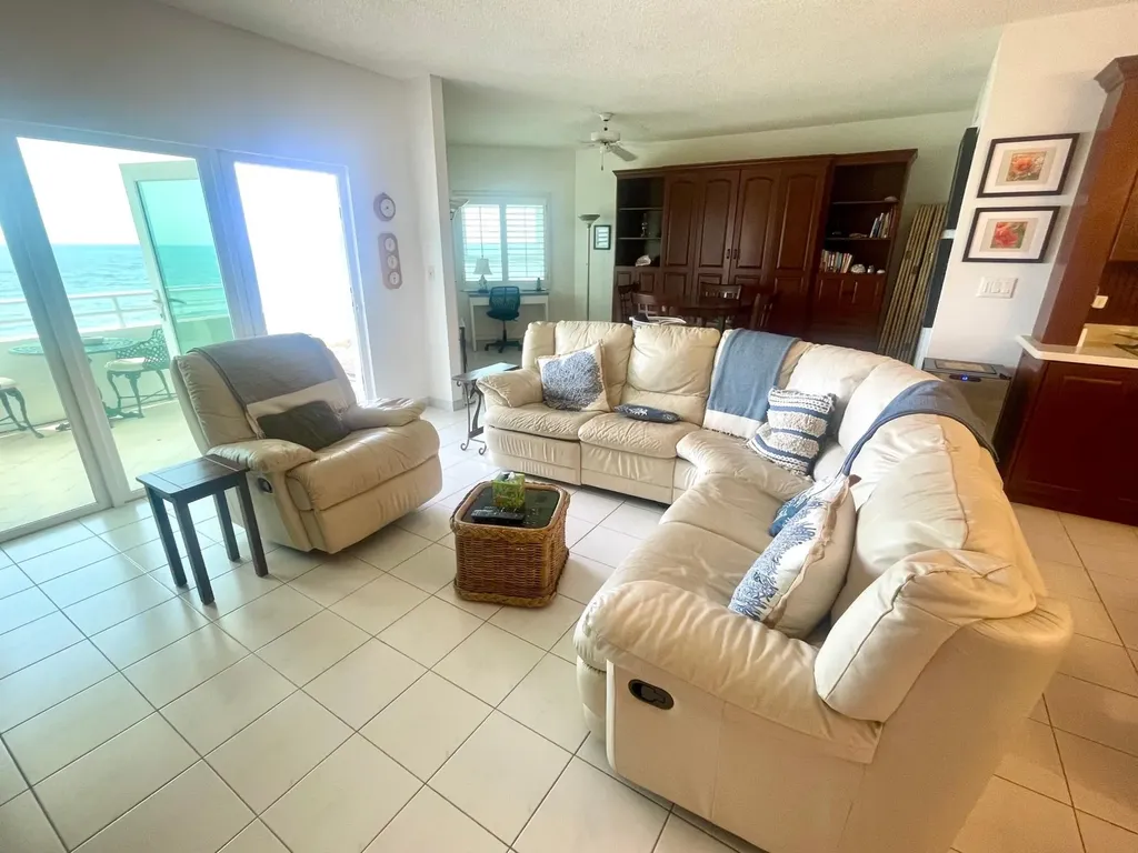Bahama Reef Condominium Grand Bahama Freeport BS