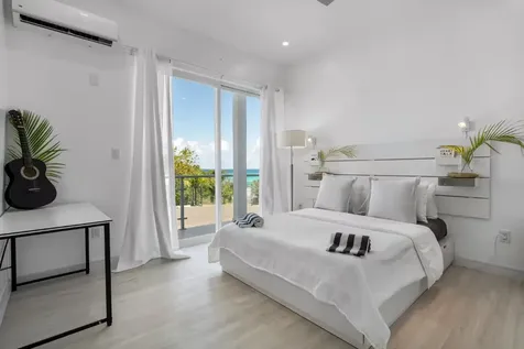 Miramar West, Love Beach New Providence Paradise Island BS