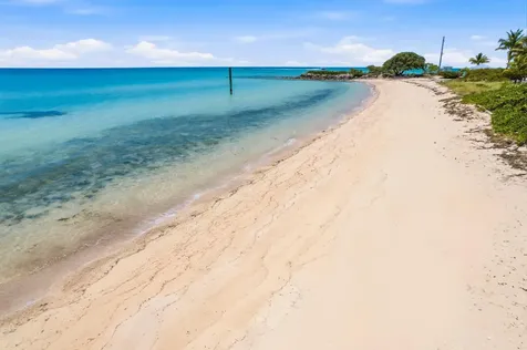 La Pointe Lot C New Providence Paradise Island BS