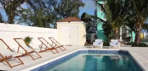 Eastern Road New Providence Paradise Island BS