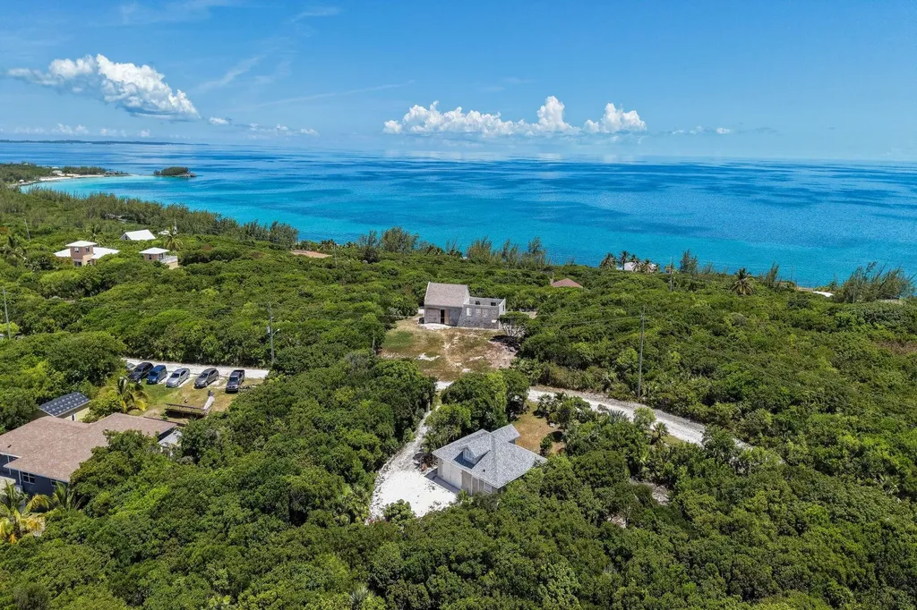 Unfinished Home- Hilltop Eleuthera BS
