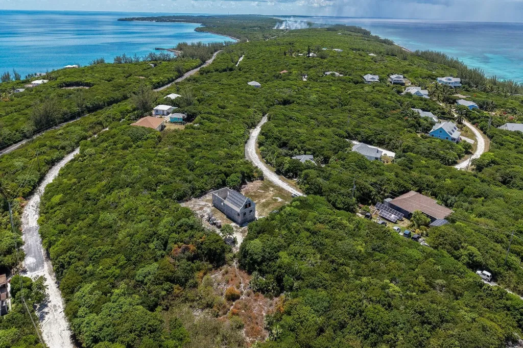 Unfinished Home- Hilltop Eleuthera BS