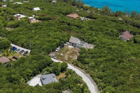 Unfinished Home- Hilltop Eleuthera BS