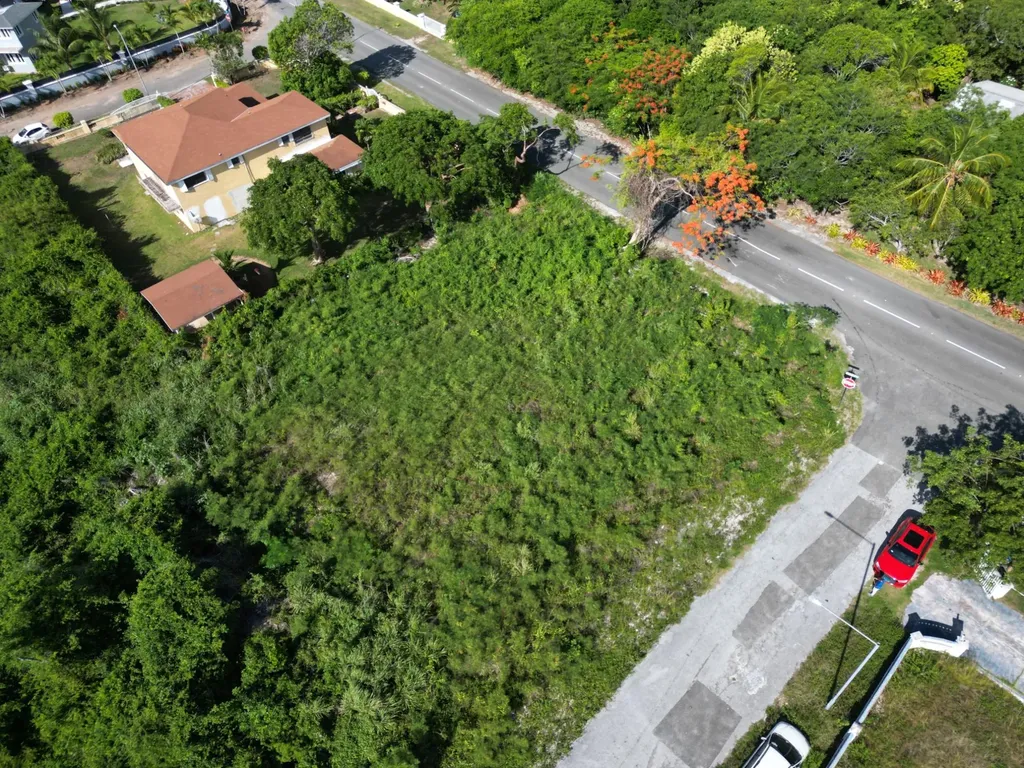 Winton Heights Lot New Providence Paradise Island BS