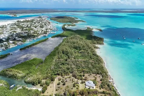 East Russell Island Eleuthera BS