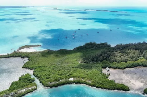 East Russell Island Eleuthera BS