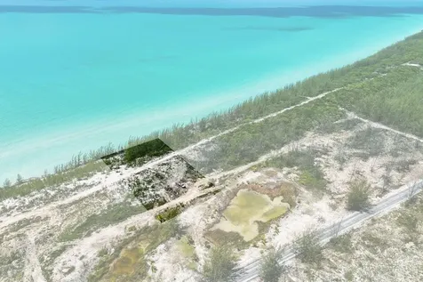 1.04 Acres Glass Window Eleuthera BS