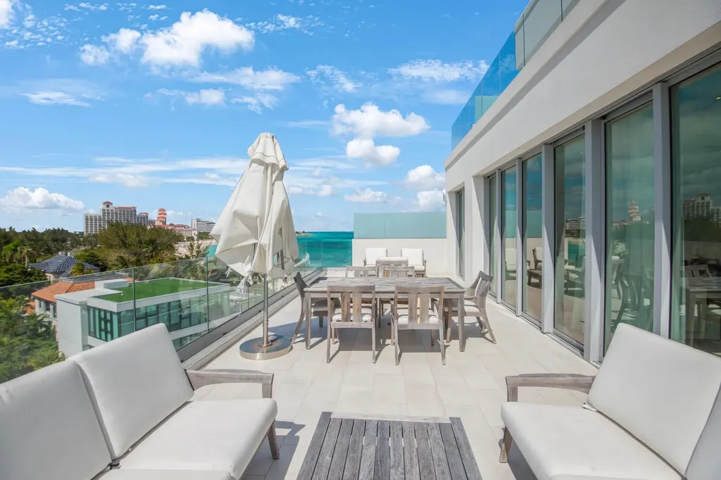 West Bay Street New Providence Paradise Island BS