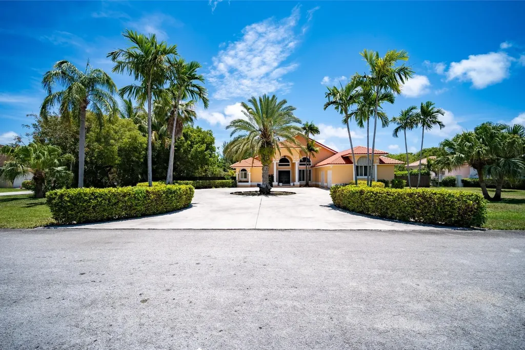 Fortune Cay Cannon Bay Grand Bahama Freeport BS