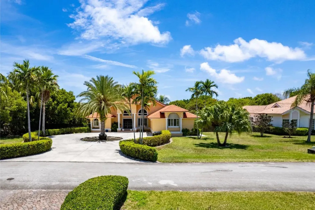 Fortune Cay Cannon Bay Grand Bahama Freeport BS