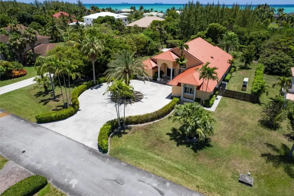 Fortune Cay Cannon Bay Grand Bahama Freeport BS