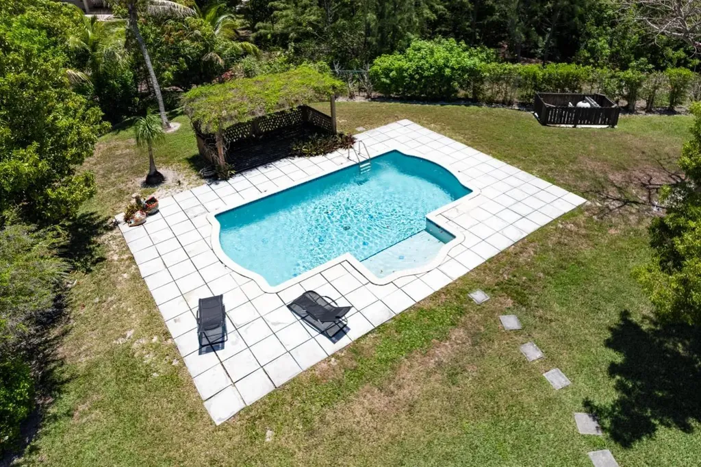 Fortune Cay Cannon Bay Grand Bahama Freeport BS