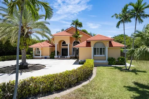 Fortune Cay Cannon Bay Grand Bahama Freeport BS