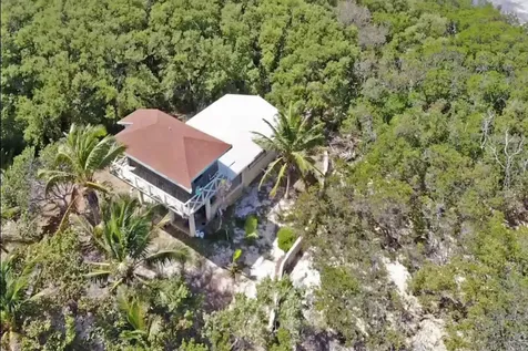 Swain's Cay Andros BS