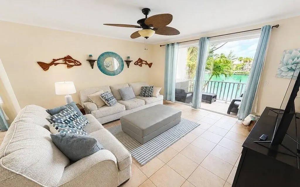 Beach Lane, Sandyport New Providence Paradise Island BS
