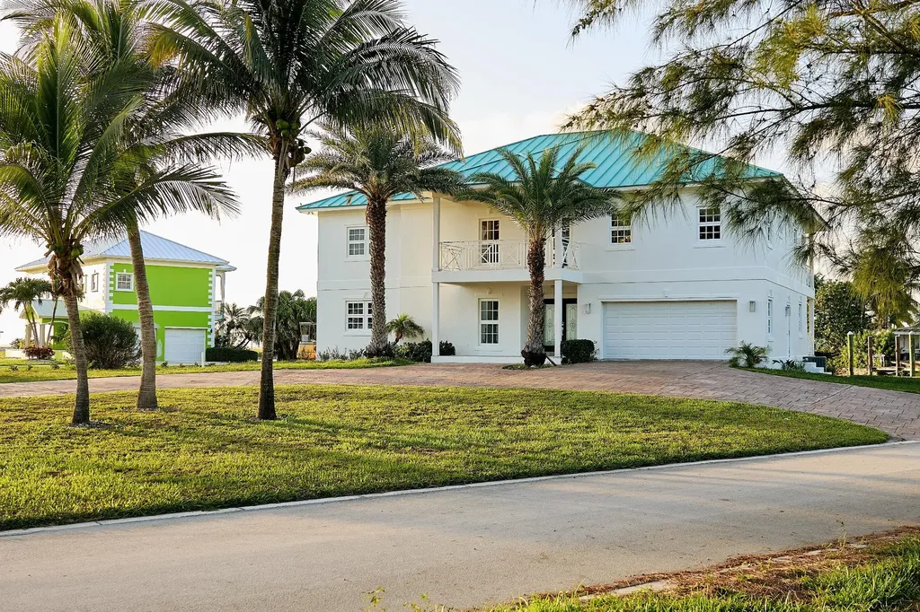 Gardenia Court 48 Grand Bahama Freeport BS