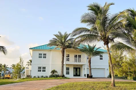 Gardenia Court 48 Grand Bahama Freeport BS