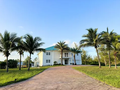 Gardenia Court 48 Grand Bahama Freeport BS