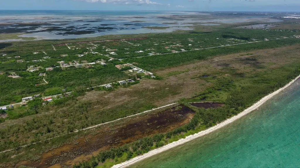 Holmes Rock Beachfront Abaco BS