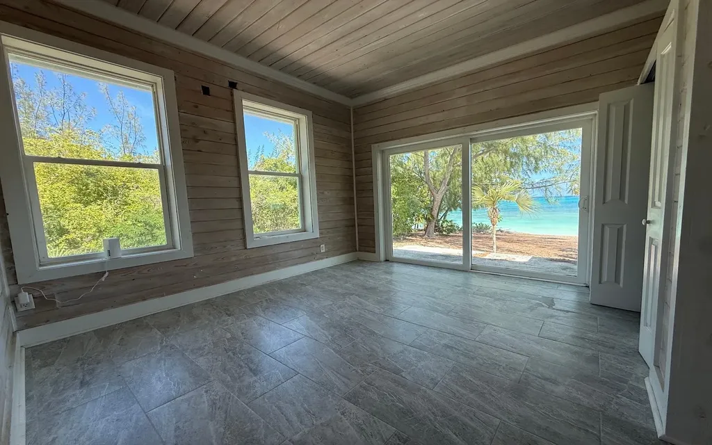 Beachfront Home Port Howe Cat Island BS