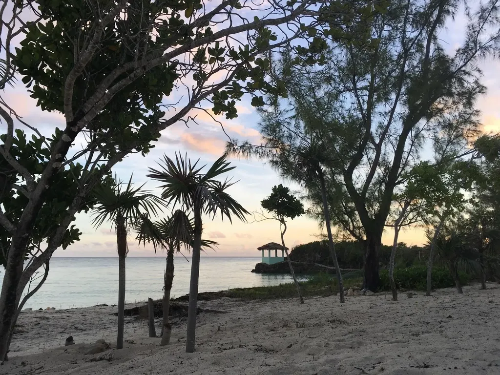 Beachfront Home Port Howe Cat Island BS