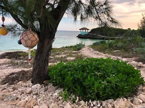 Beachfront Home Port Howe Cat Island BS