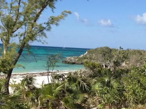 Beachfront Home Port Howe Cat Island BS